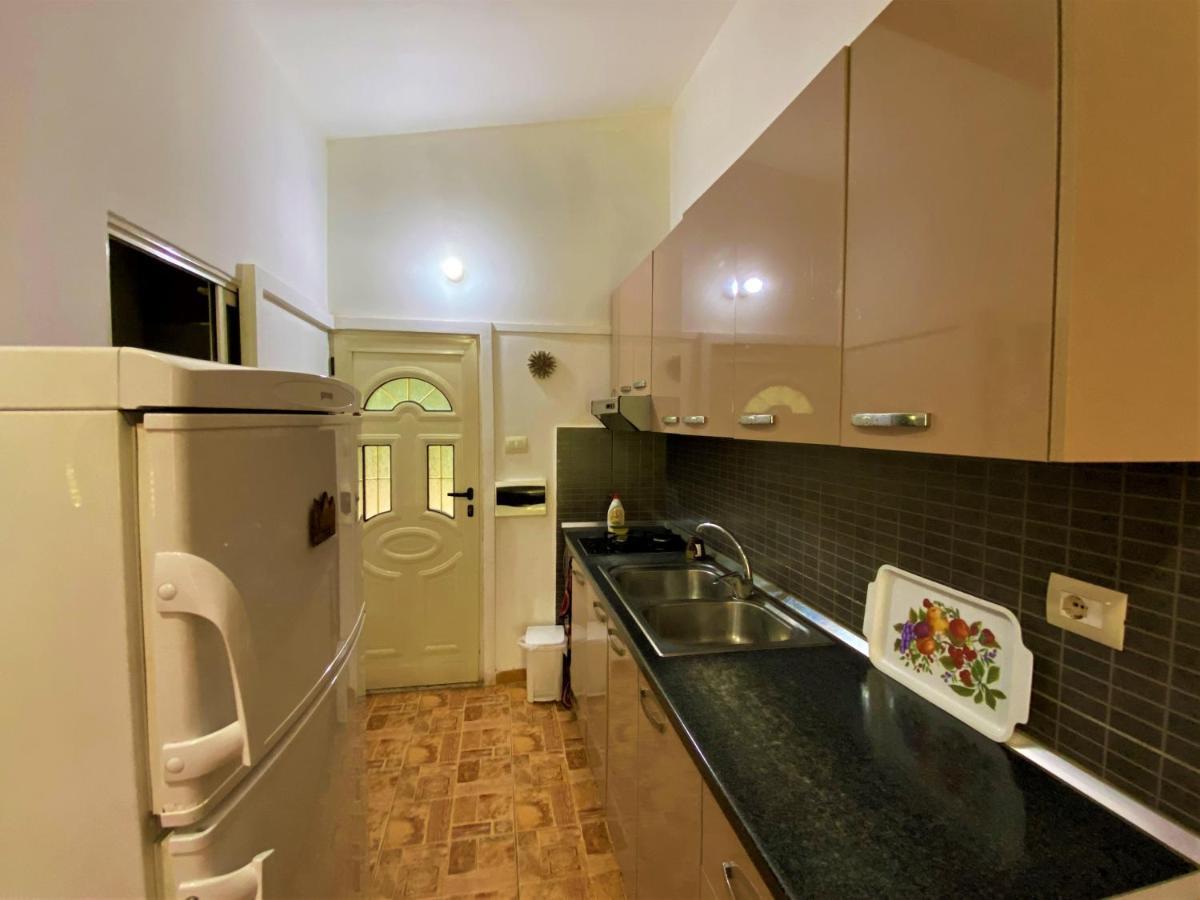 Ramo'S Green Beachside Retreat - Cozy 2 Bedroom Home Vlorë Buitenkant foto