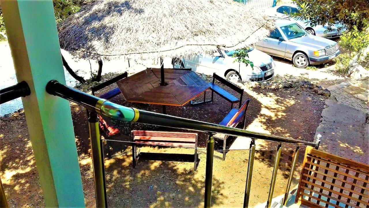 Ramo'S Green Beachside Retreat - Cozy 2 Bedroom Home Vlorë Buitenkant foto